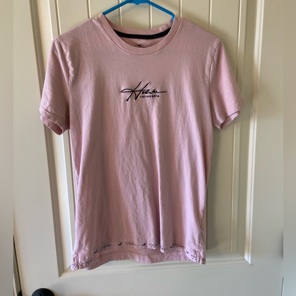 Hollister t shirt